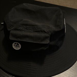 NWOT adidas Black Bucket Hat